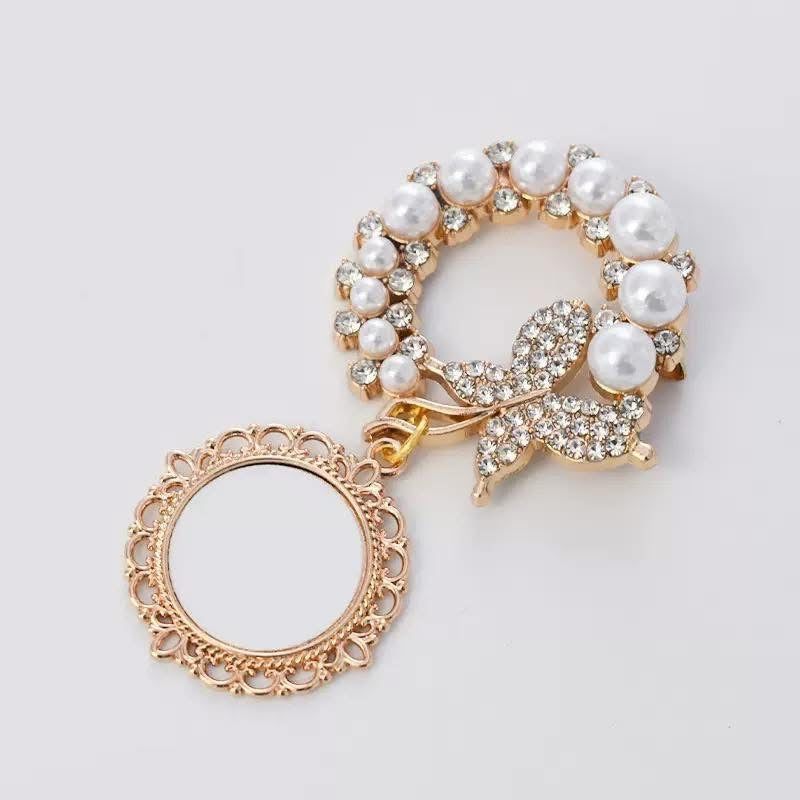 Photo brooches